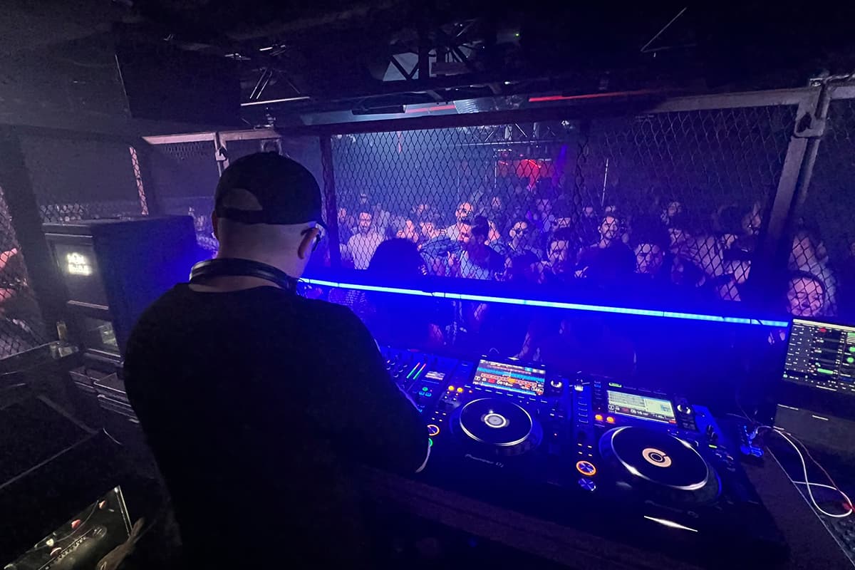 Moog Slow Club (Moog sister programming)