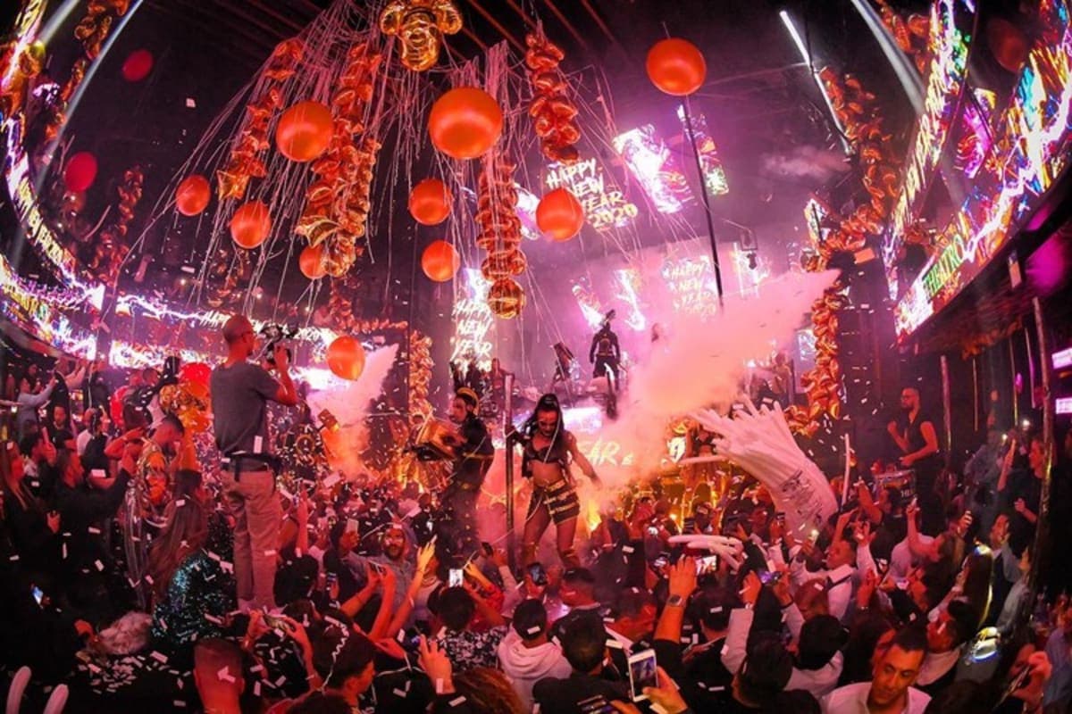 555 Famous NightClub