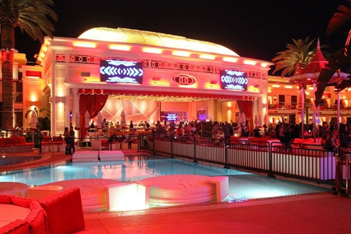 Encore Night Club