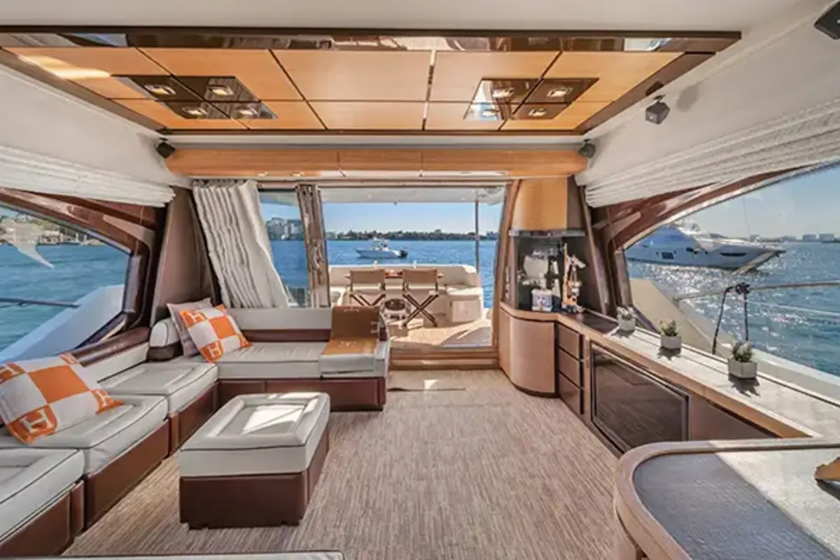 Yacht - AZIMUT ONKOR