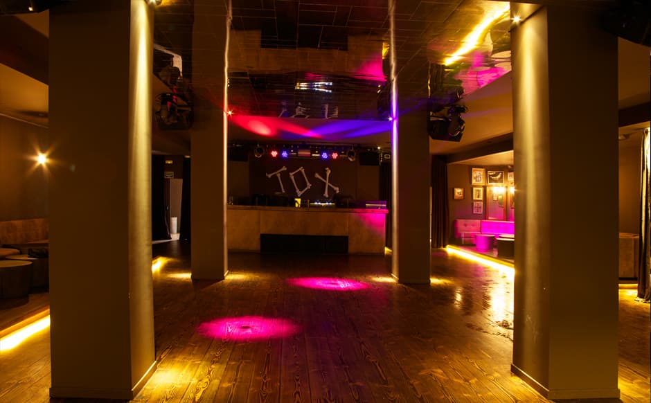 Tox Club (at Destino)